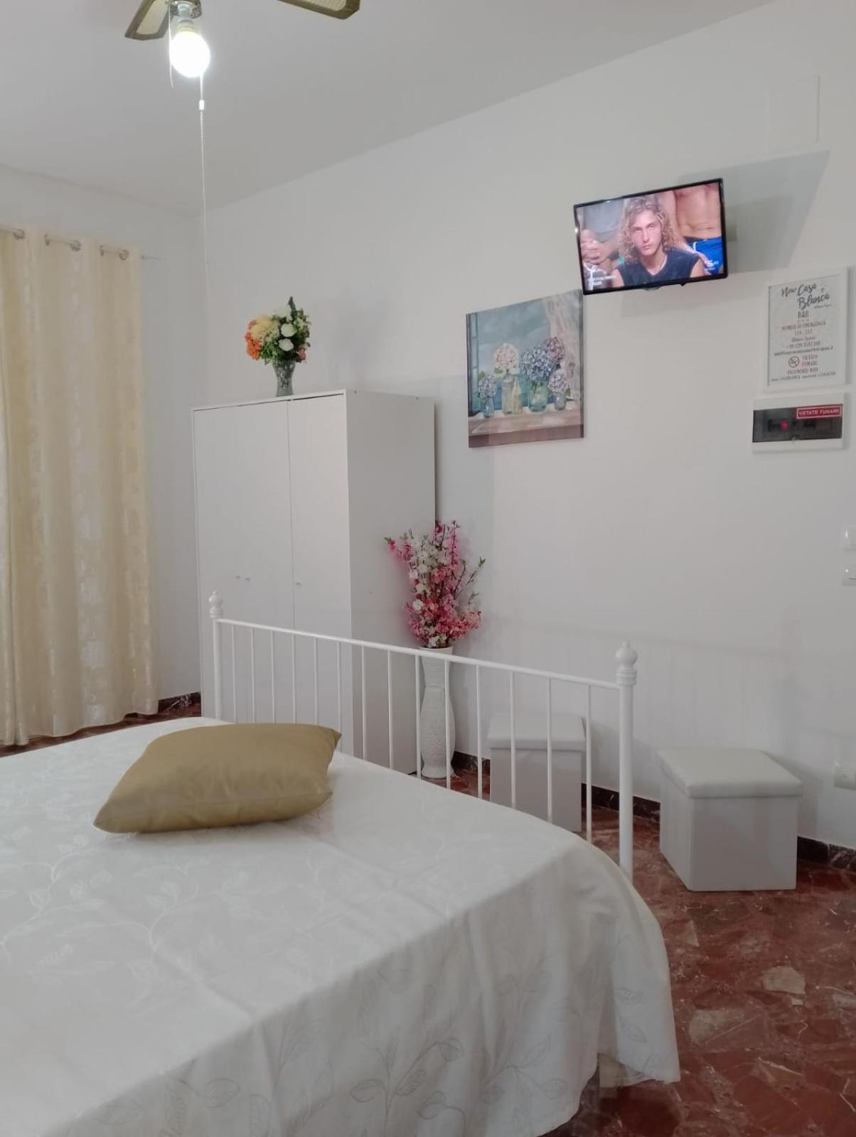B&B Casa Blanca San Vito Lo Capo Exteriör bild