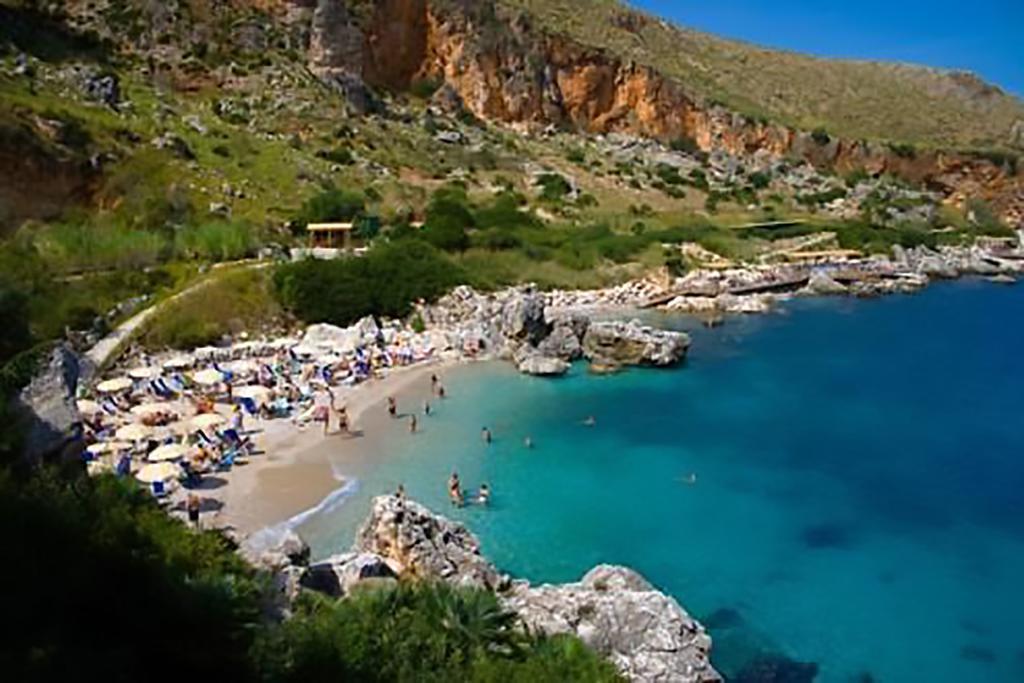 B&B Casa Blanca San Vito Lo Capo Exteriör bild